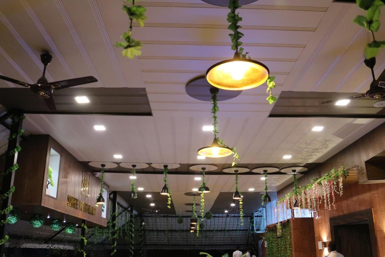 Hotel Shree Palace And Restaurant Ratlām 외부 사진