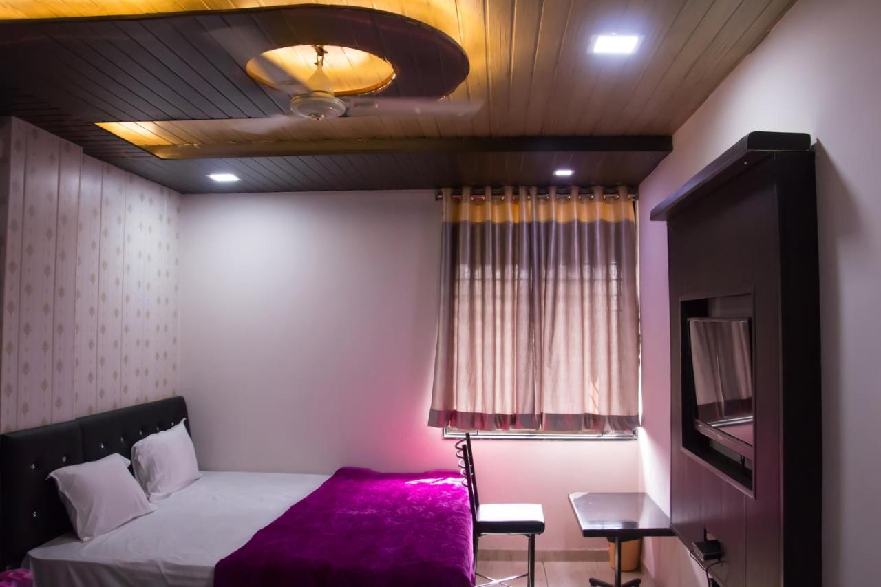 Hotel Shree Palace And Restaurant Ratlām 외부 사진